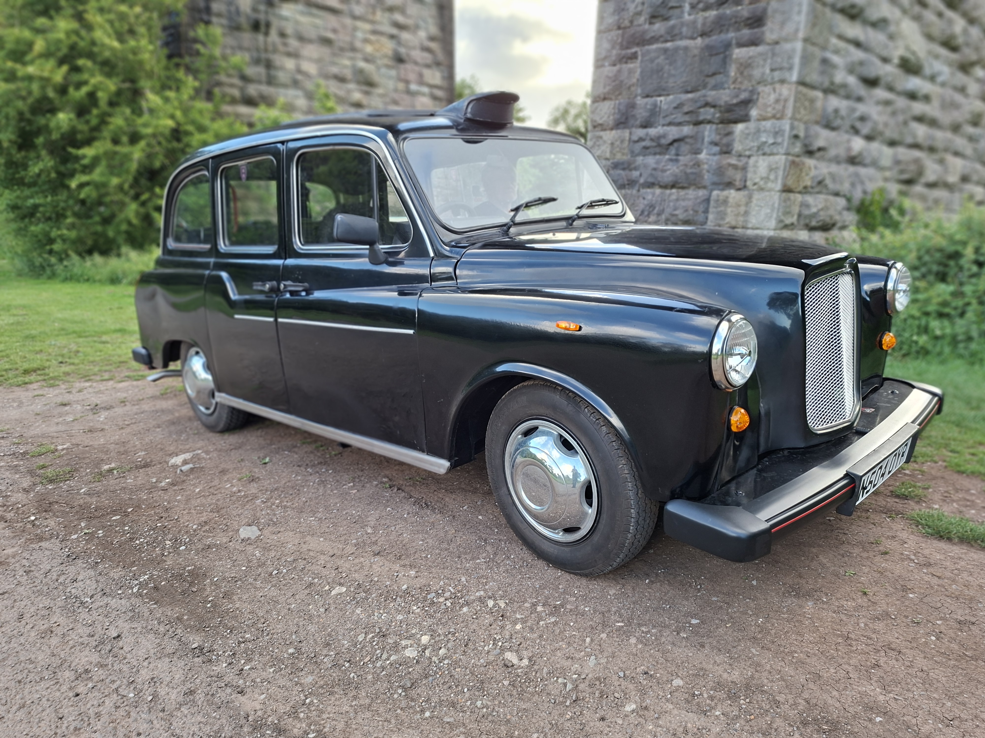 LTI Fairway Driver Taxi hire