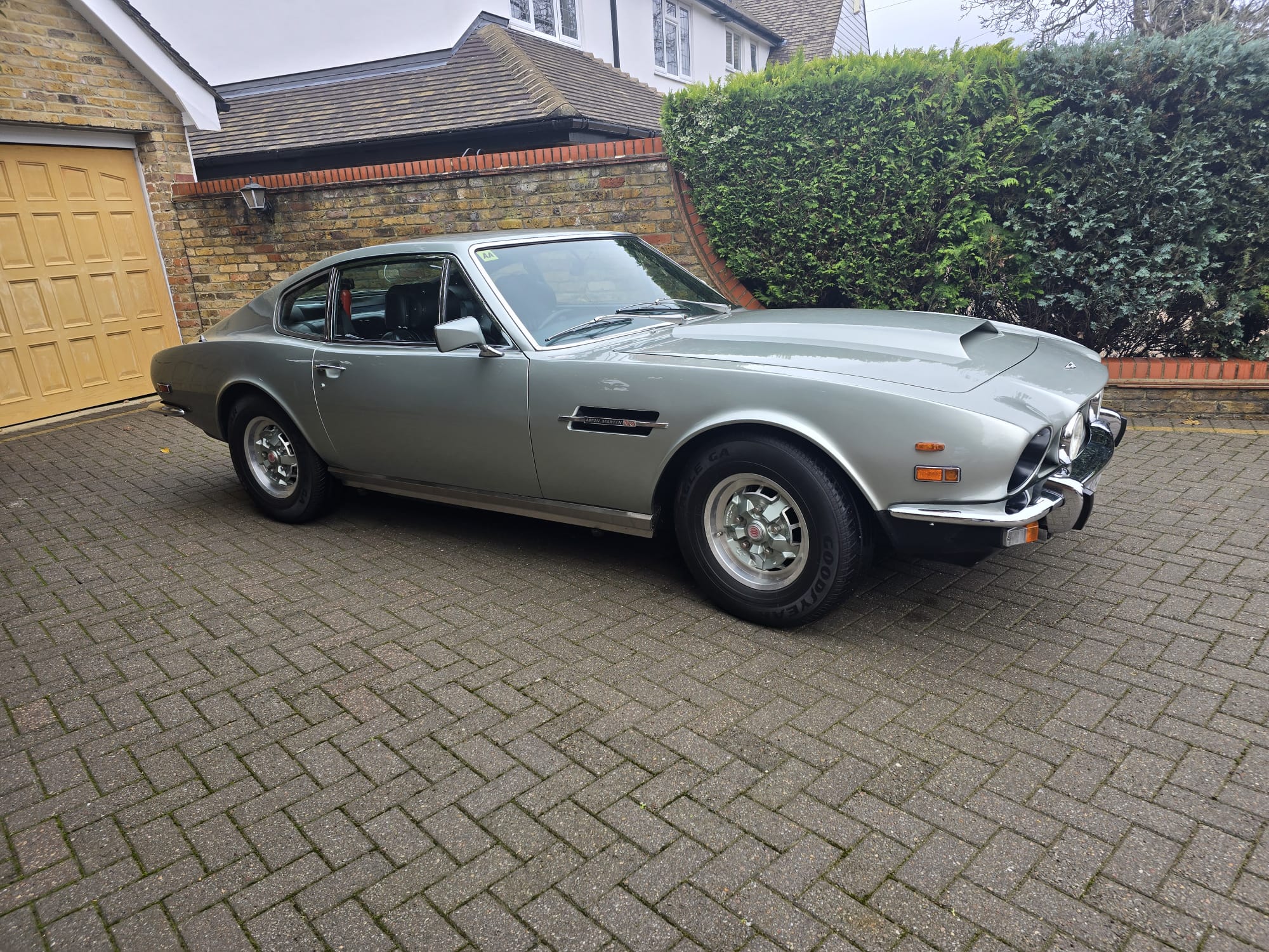 Aston Martin V8 Coupe Hire